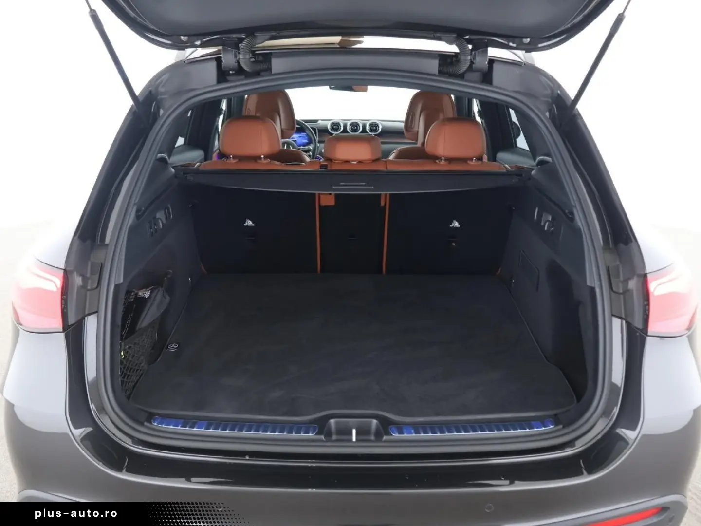 MERCEDES-BENZ GLC 300 d 4M AMG Night Leder braun Pan&hellip;