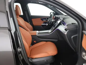 MERCEDES-BENZ GLC 300 d 4M AMG Night Leder braun Pan&hellip;