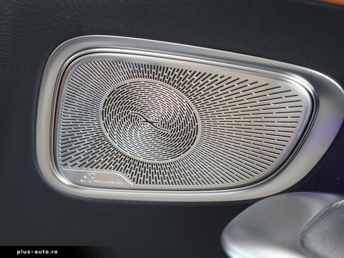 MERCEDES-BENZ GLC 300 d 4M AMG Night Leder braun Pan&hellip;