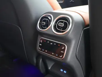 MERCEDES-BENZ GLC 300 d 4M AMG Night Leder braun Pan&hellip;