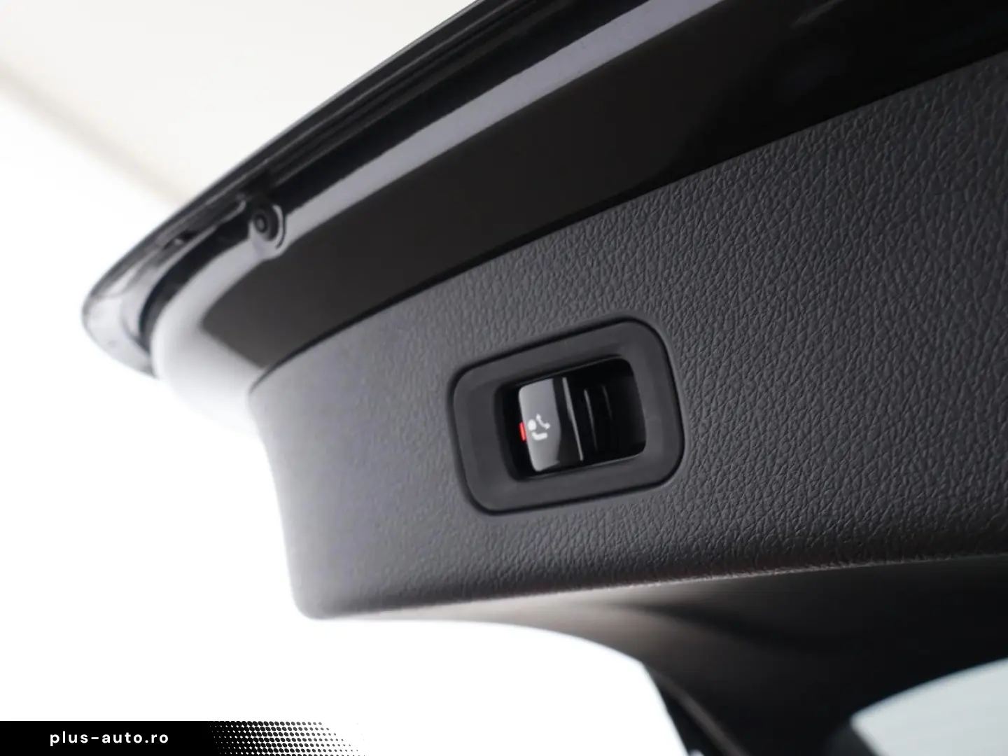 MERCEDES-BENZ GLC 300 d 4M AMG Night Leder braun Pan&hellip;