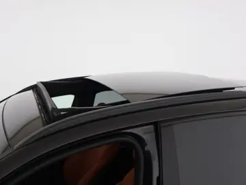 MERCEDES-BENZ GLC 300 d 4M AMG Night Leder braun Pan&hellip;