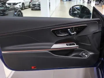 Mercedes-Benz CLE 300 e AMG Distr. Pano