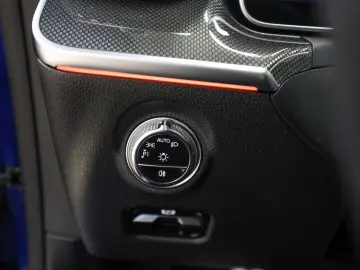 Mercedes-Benz CLE 300 e AMG Distr. Pano