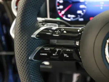 Mercedes-Benz CLE 300 e AMG Distr. Pano