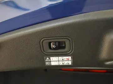 Mercedes-Benz CLE 300 e AMG Distr. Pano