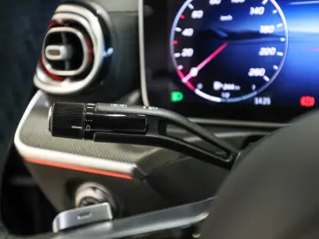 Mercedes-Benz CLE 300 e AMG Distr. Pano