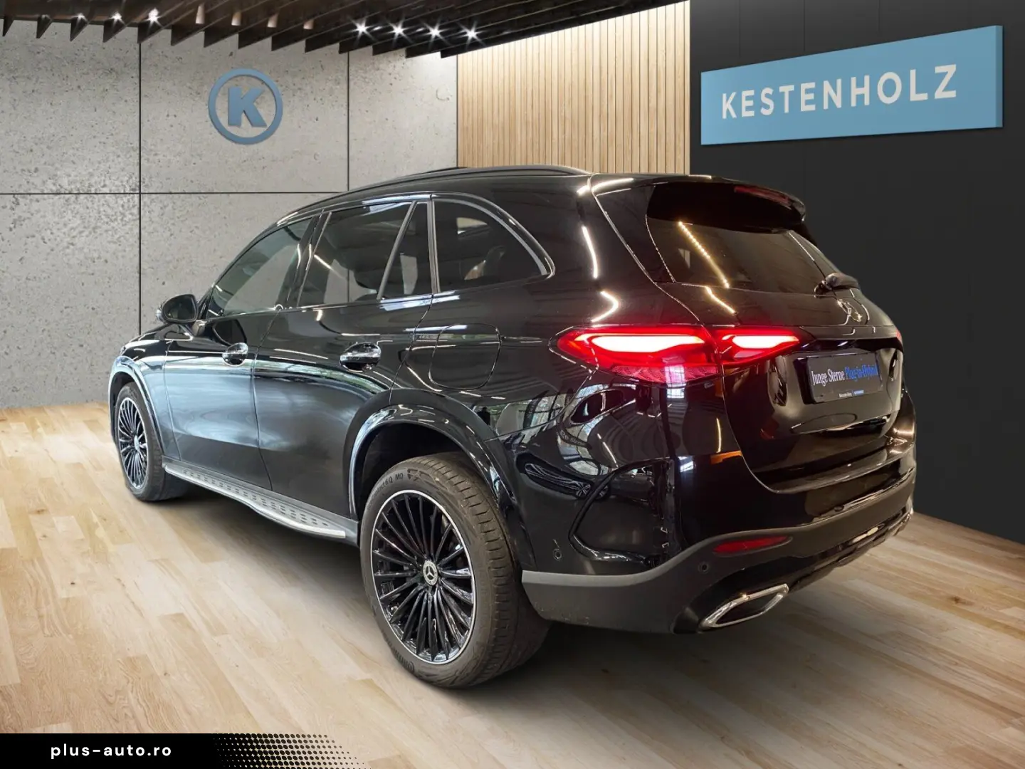 MERCEDES-BENZ GLC 400 e 4M  AMG AHK MEMORY PANO 360  HEAD-UP