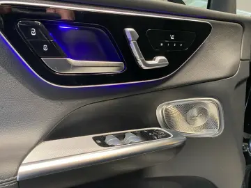 MERCEDES-BENZ GLC 400 e 4M  AMG AHK MEMORY PANO 360  HEAD-UP