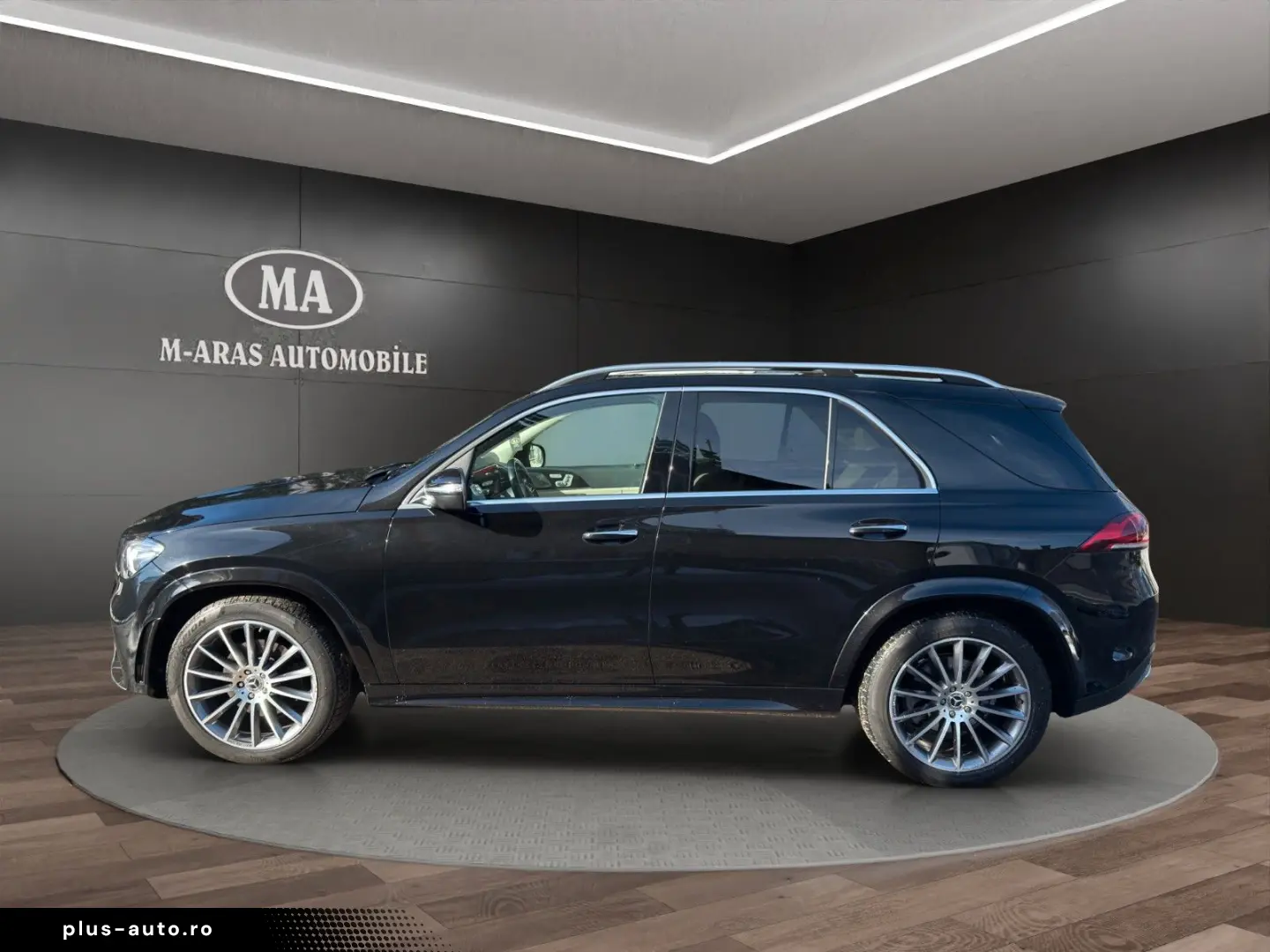 MERCEDES-BENZ GLE 400 d 4Matic 7Sitzer AMG Pano Head-Up AHK