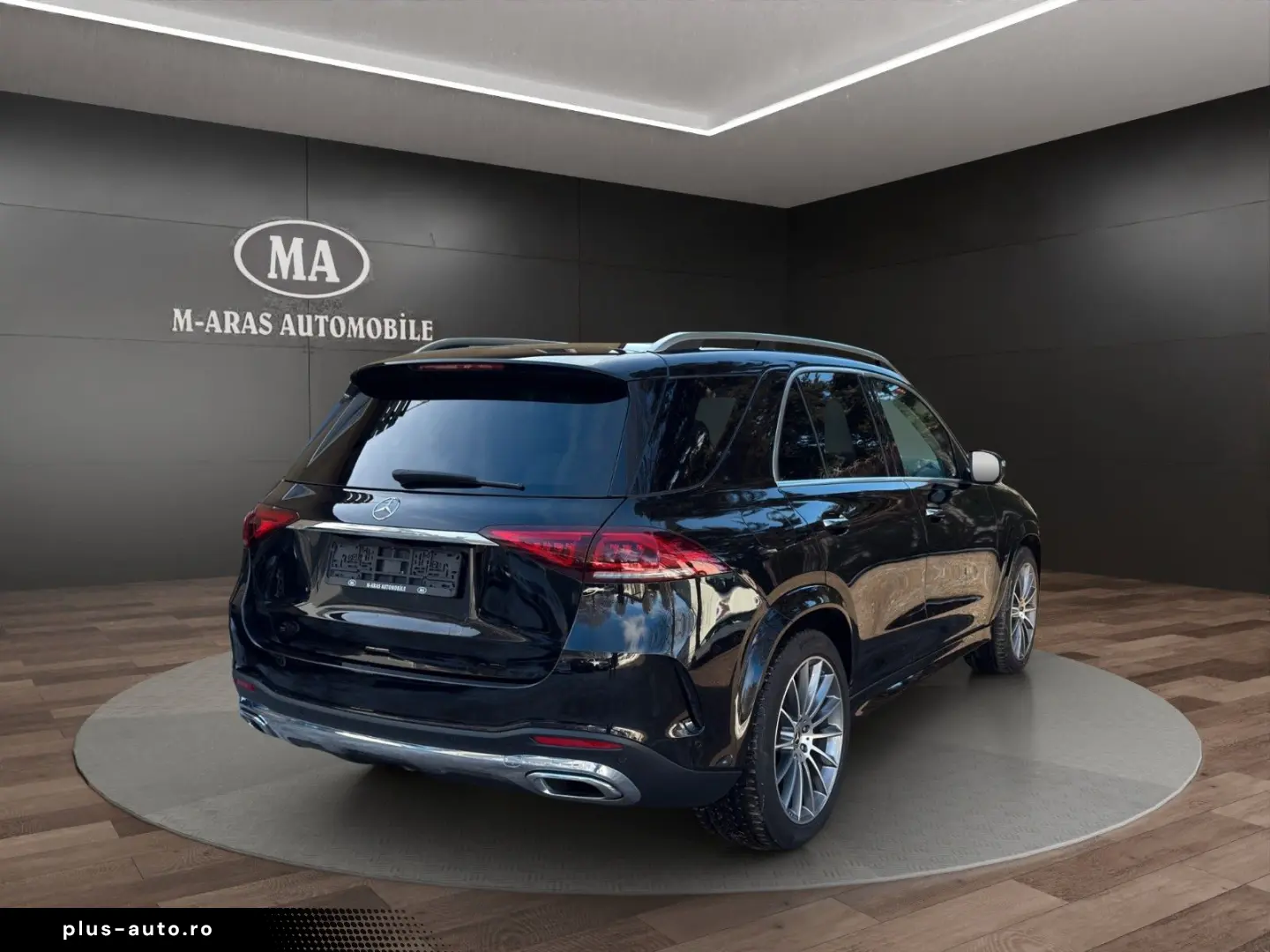 MERCEDES-BENZ GLE 400 d 4Matic 7Sitzer AMG Pano Head-Up AHK