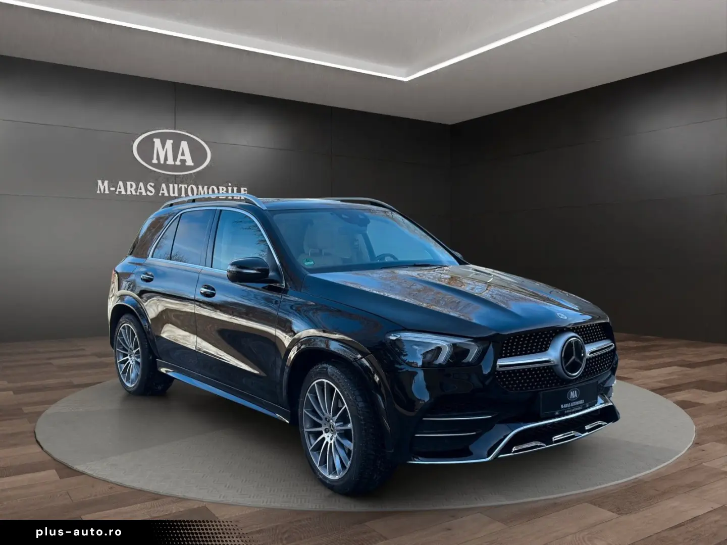 MERCEDES-BENZ GLE 400 d 4Matic 7Sitzer AMG Pano Head-Up AHK