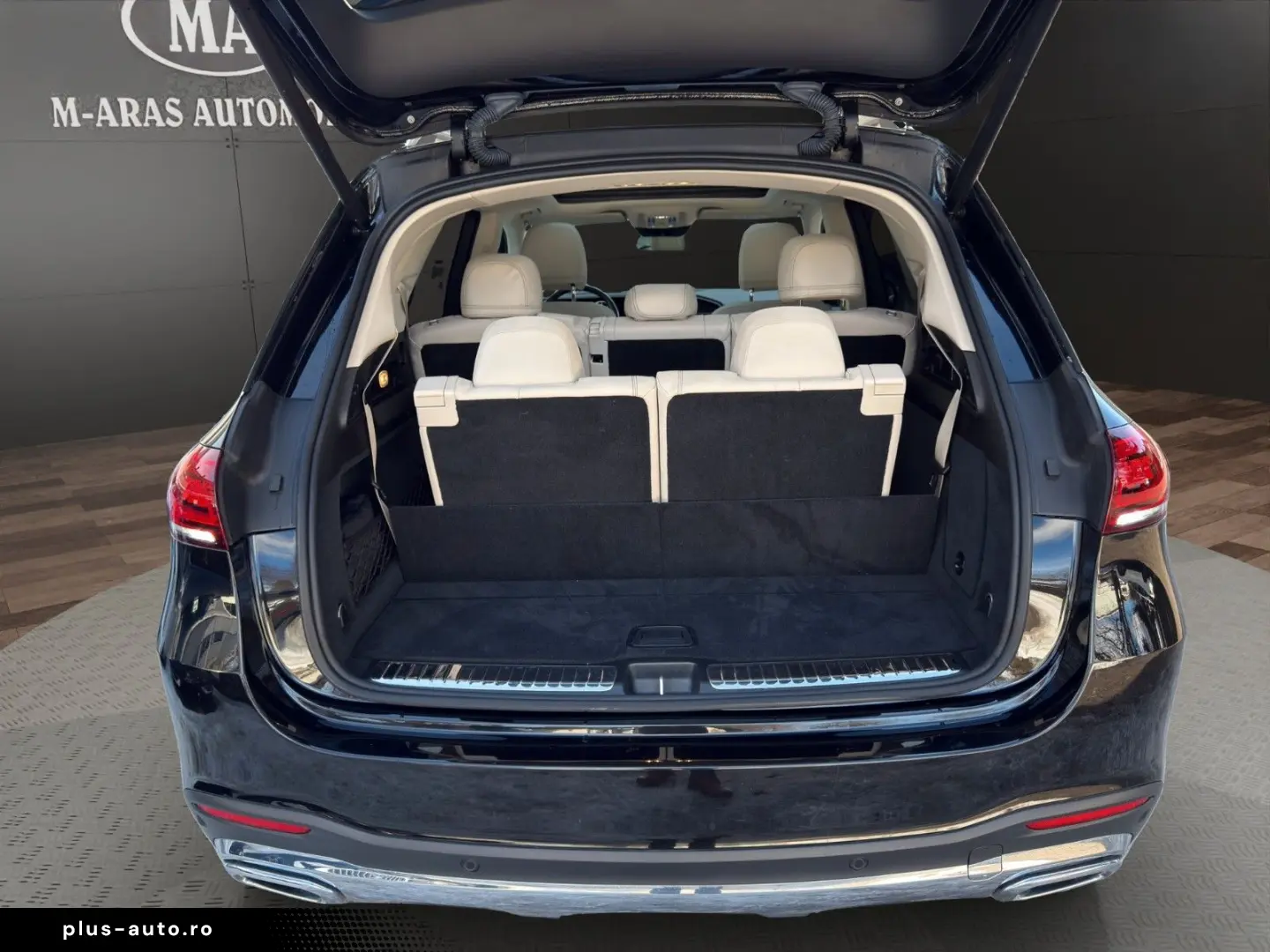 MERCEDES-BENZ GLE 400 d 4Matic 7Sitzer AMG Pano Head-Up AHK