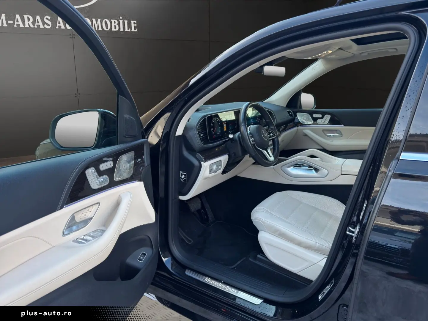 MERCEDES-BENZ GLE 400 d 4Matic 7Sitzer AMG Pano Head-Up AHK