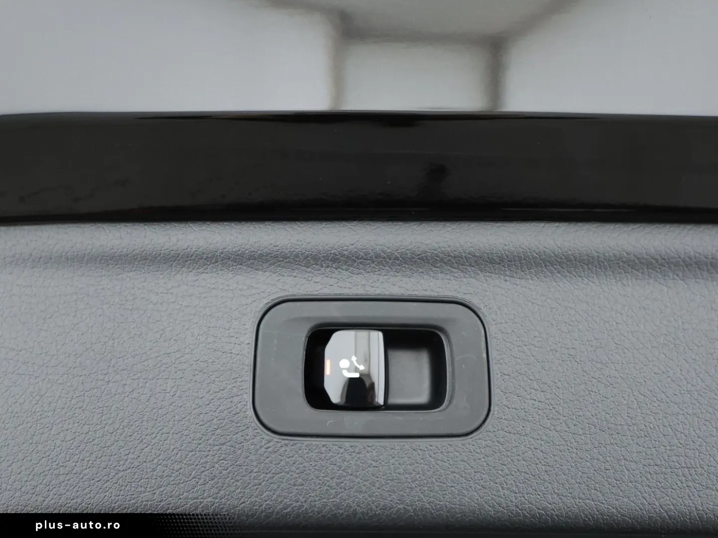 MERCEDES-BENZ EQE 500 4M SUV AMG Dig.Light Pano AHK &hellip;