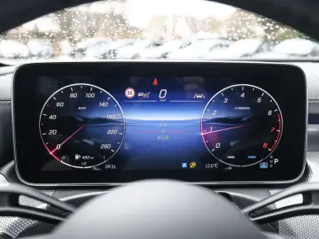 MERCEDES-BENZ CLE 200 Coupé AMG Sport Advanced  Dist&hellip;