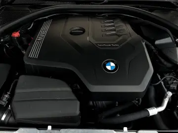 BMW 330i Limousine M SPORTPAKET UPE 75.020 --