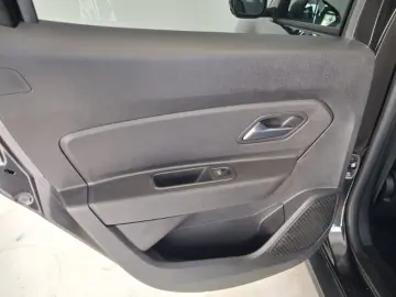 DACIA DUSTER 1.3 TCe 150CP Prestige 4WD