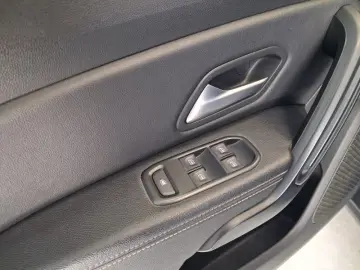 DACIA DUSTER 1.3 TCe 150CP Prestige 4WD