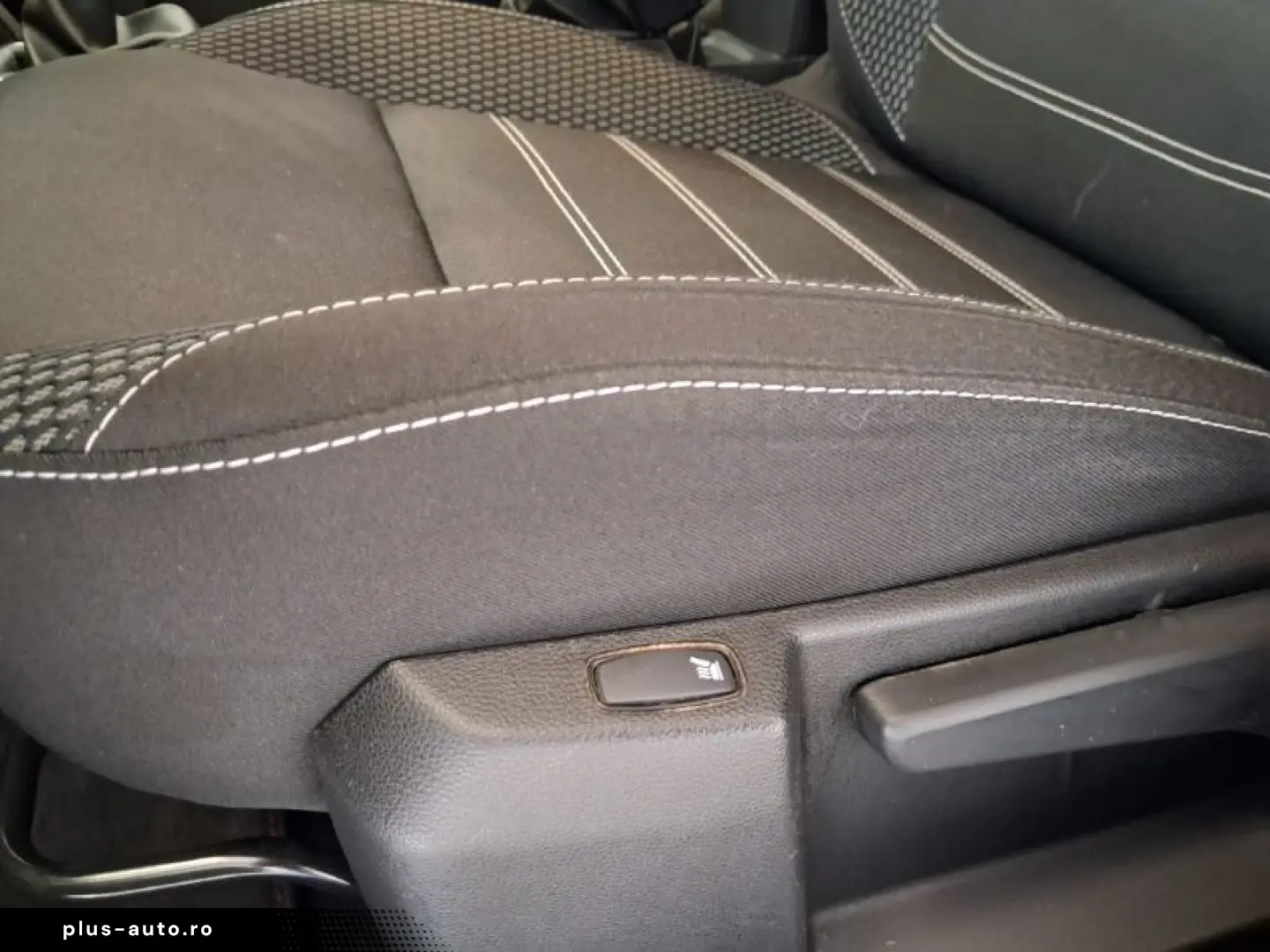 DACIA DUSTER 1.3 TCe 150CP Prestige 4WD