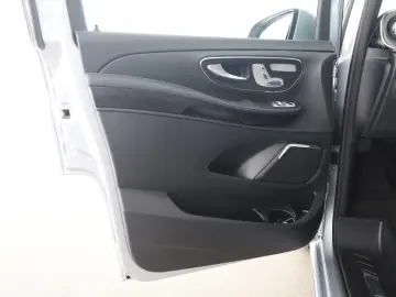 MERCEDES-BENZ V 300 d Avantgarde Lang 4M AMG AHK Pan&hellip;