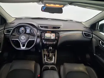 NISSAN QASHQAI 1.7 dCi 150CP 4x4-i XTRONIC Tekna