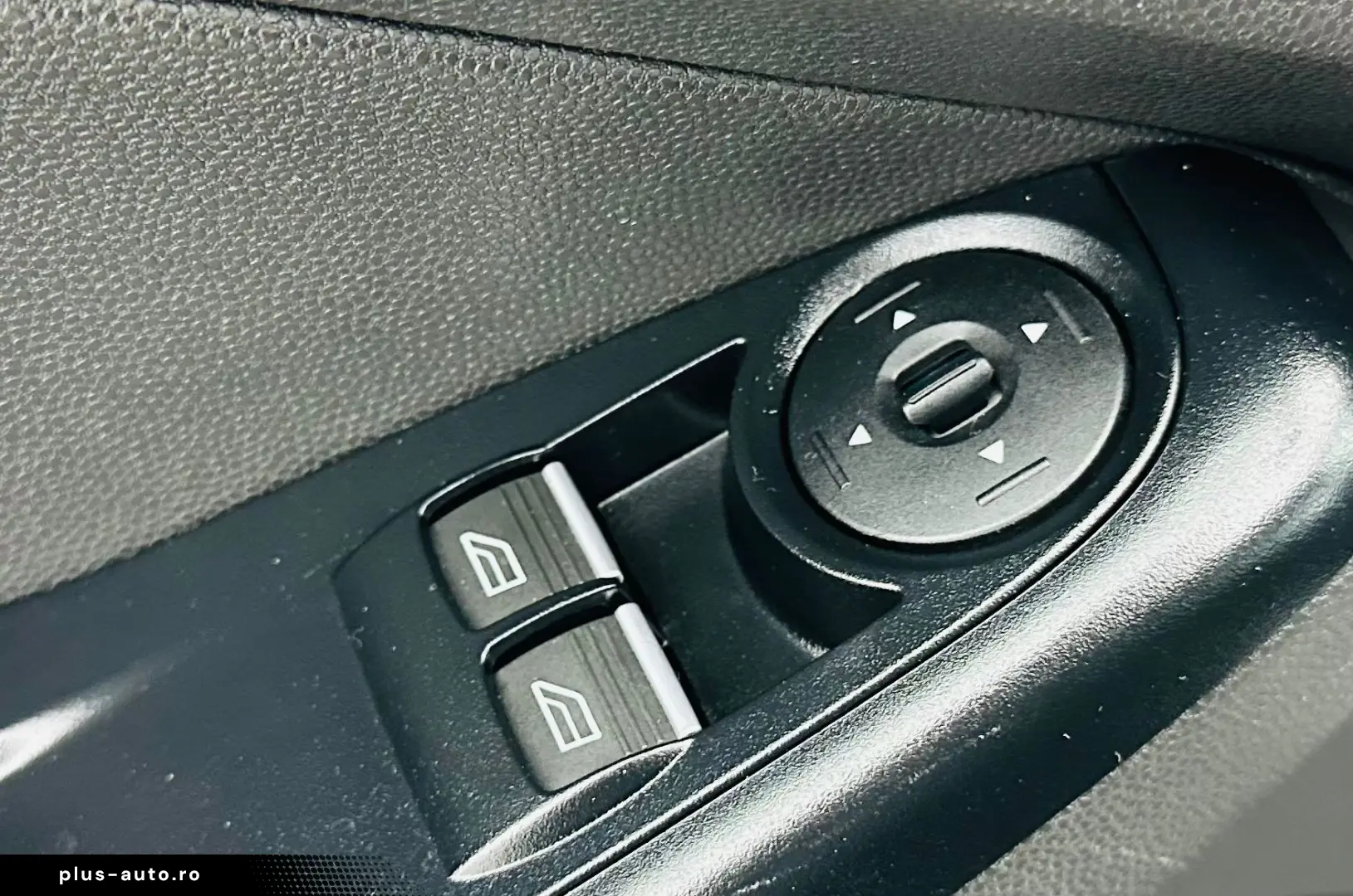 FORD FIESTA 2015 1.0i E5 Garantie 12 Luni Rate Avans 0 Doar