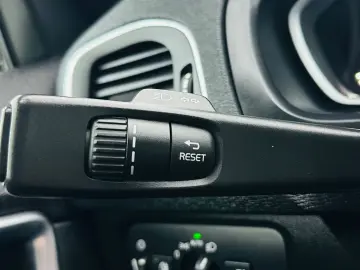 VOLVO V40 2013 1.6D E5 Garantie 12 Luni Rate Avans 0 Doar Cu