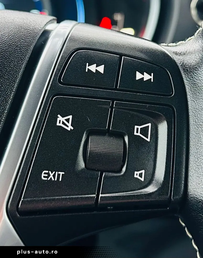 VOLVO V40 2013 1.6D E5 Garantie 12 Luni Rate Avans 0 Doar Cu