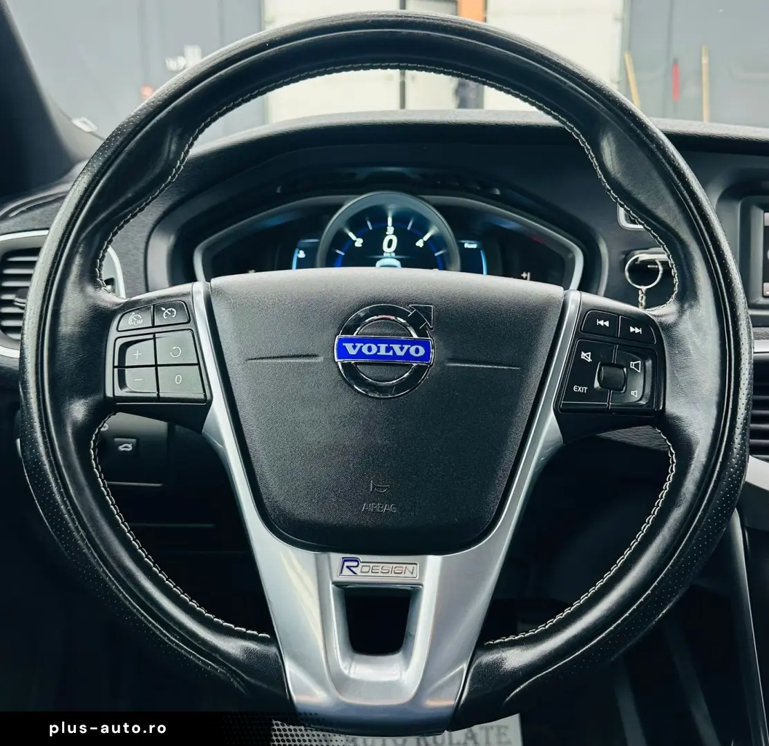 VOLVO V40 2013 1.6D E5 Garantie 12 Luni Rate Avans 0 Doar Cu