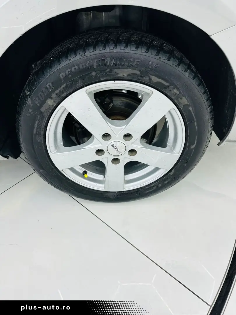 VOLKSWAGEN GOLF 2014 1.6D E5 Garantie 12  Luni Rate Avans 0