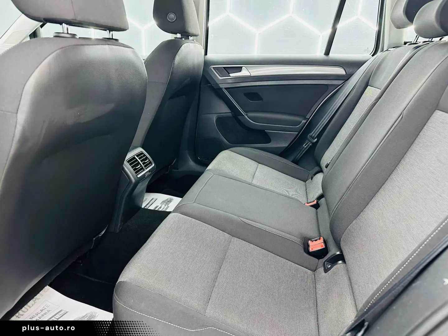 VOLKSWAGEN GOLF 2014 1.6D E5 Garantie 12  Luni Rate Avans 0