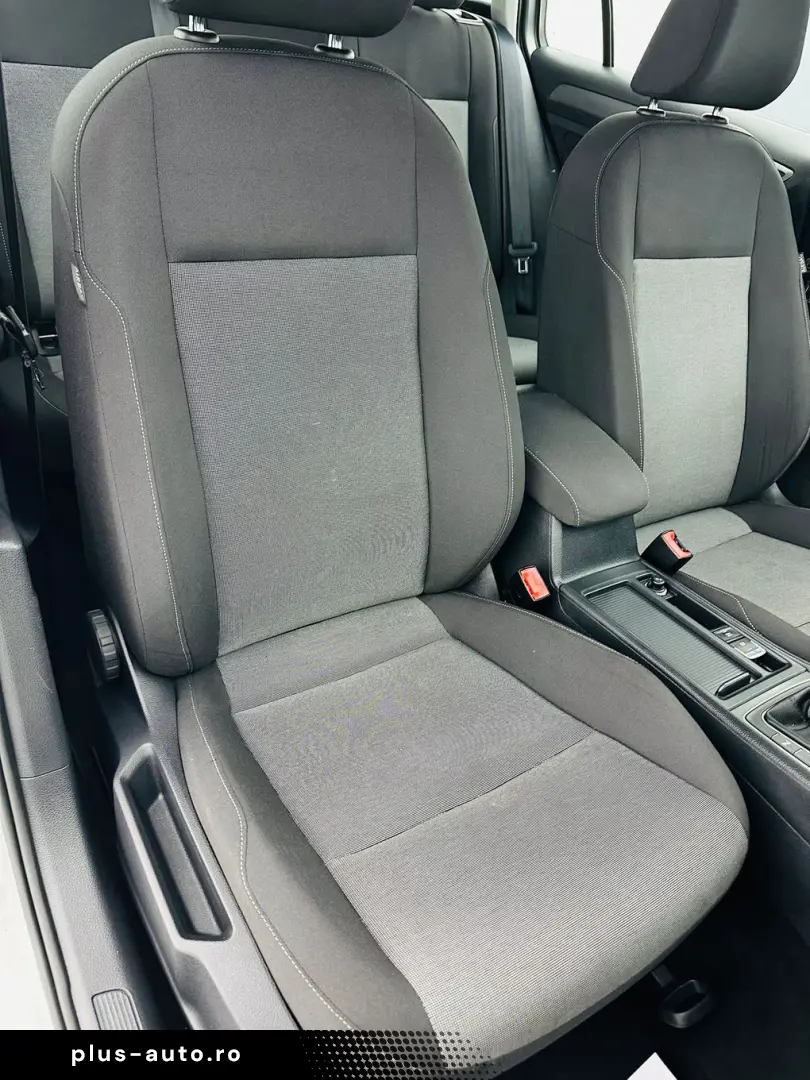 VOLKSWAGEN GOLF 2014 1.6D E5 Garantie 12  Luni Rate Avans 0