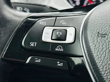 VOLKSWAGEN GOLF 2014 1.6D E5 Garantie 12  Luni Rate Avans 0