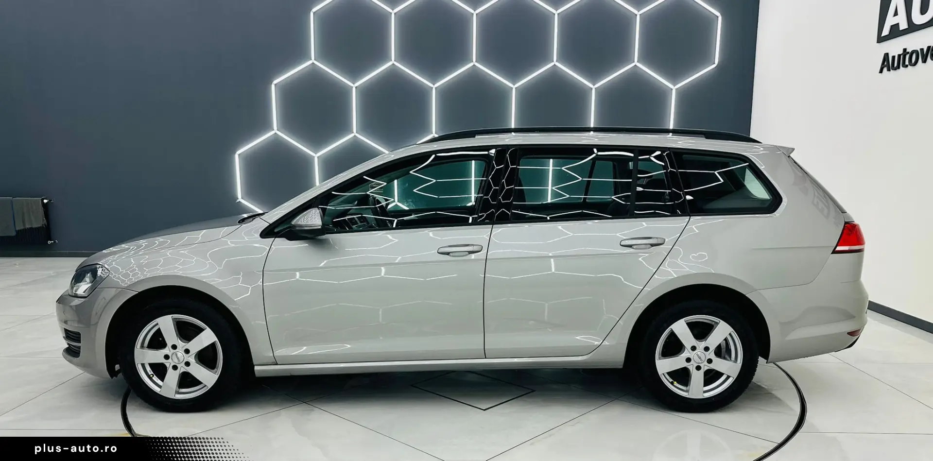 VOLKSWAGEN GOLF 2014 1.6D E5 Garantie 12  Luni Rate Avans 0