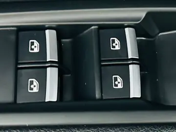 AUDI Q5 2017 2.0D E6 4X4 Garantie 12 Luni Rate Avans 0 Doar