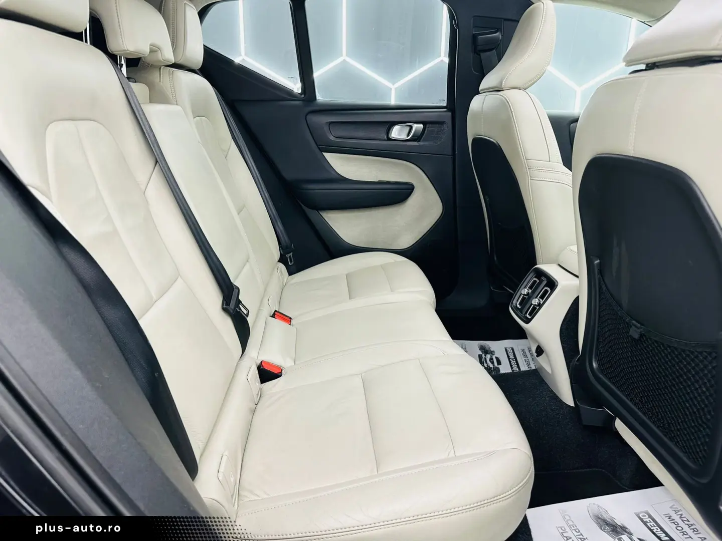 VOLVO Xc-40 2018 2.0D E6 4X4 Garantie 12 Luni Rate Avans 0 D