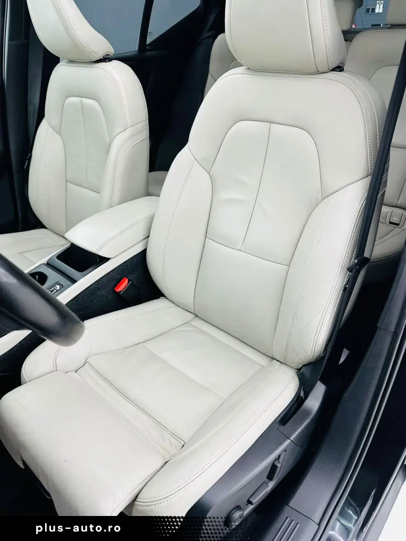 VOLVO Xc-40 2018 2.0D E6 4X4 Garantie 12 Luni Rate Avans 0 D