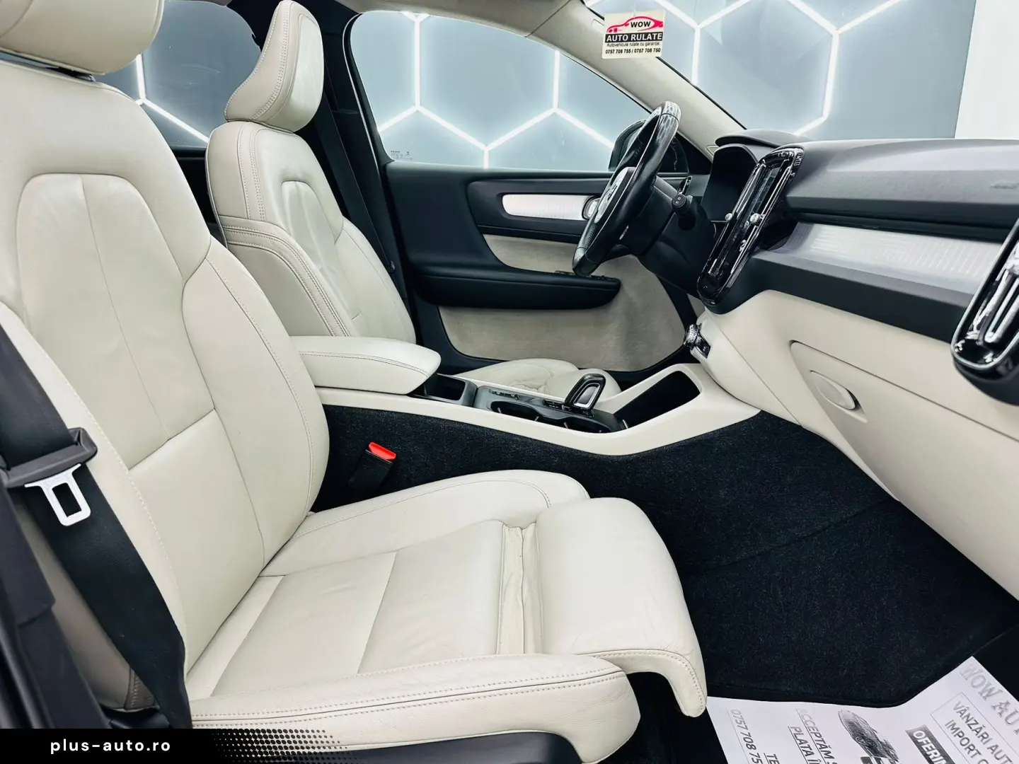 VOLVO Xc-40 2018 2.0D E6 4X4 Garantie 12 Luni Rate Avans 0 D