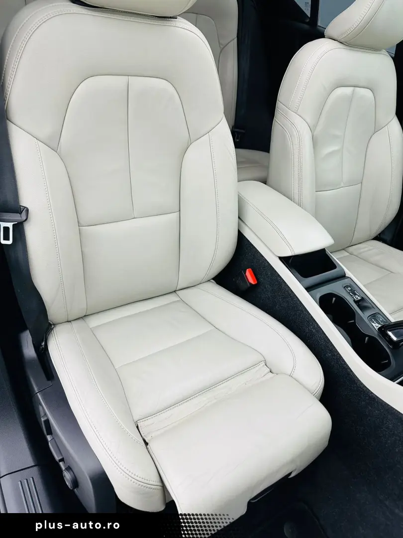 VOLVO Xc-40 2018 2.0D E6 4X4 Garantie 12 Luni Rate Avans 0 D