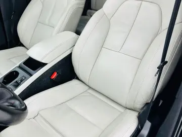 VOLVO Xc-40 2018 2.0D E6 4X4 Garantie 12 Luni Rate Avans 0 D