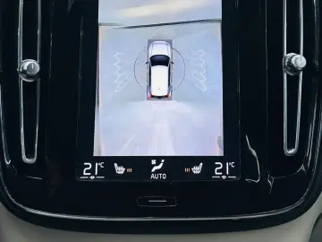 VOLVO Xc-40 2018 2.0D E6 4X4 Garantie 12 Luni Rate Avans 0 D