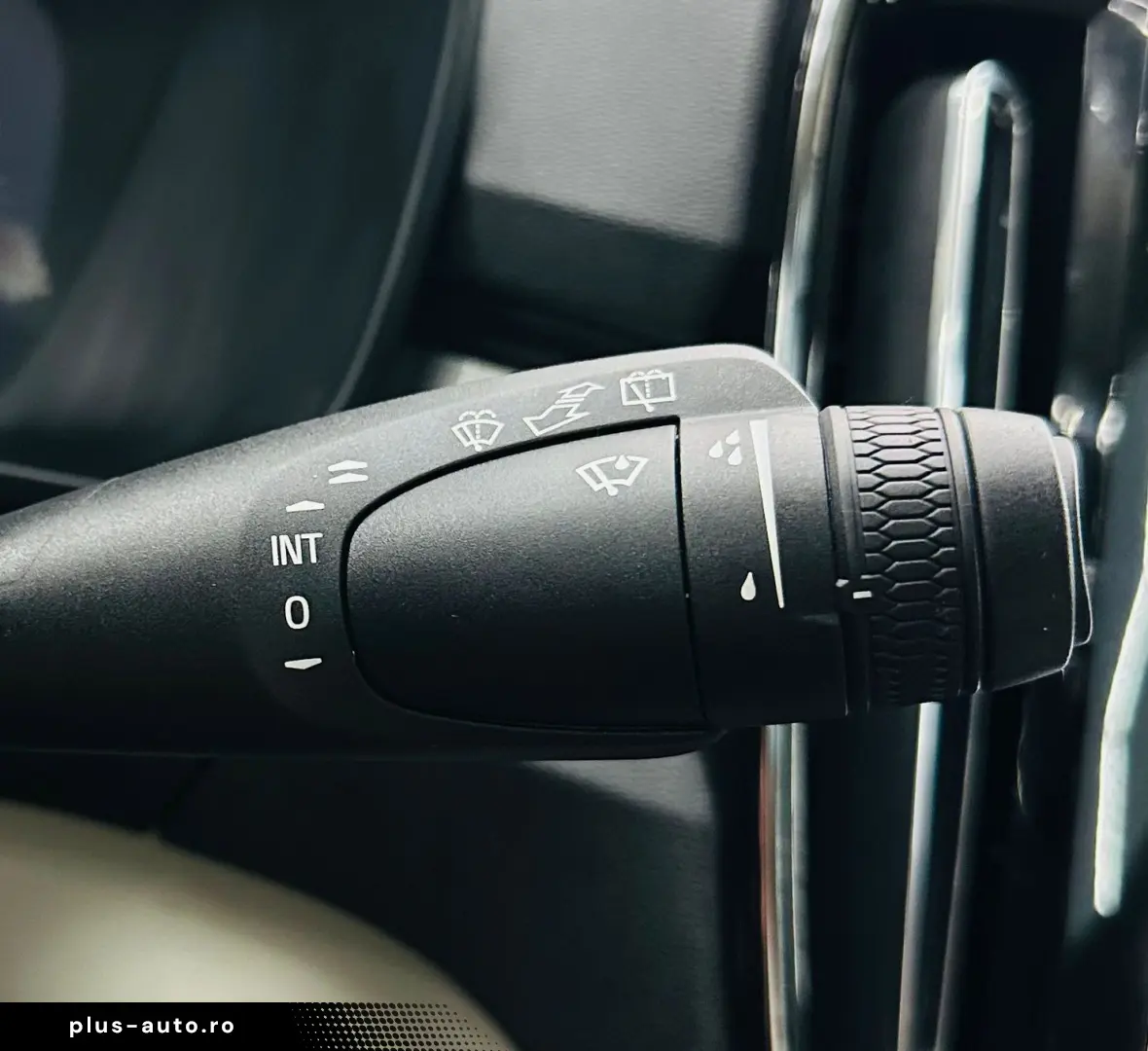 VOLVO Xc-40 2018 2.0D E6 4X4 Garantie 12 Luni Rate Avans 0 D