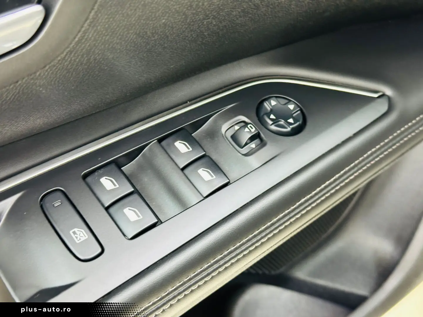 PEUGEOT 5008 2017 1.2i E6 Garantie 12 Luni Rate Avans 0 Doar