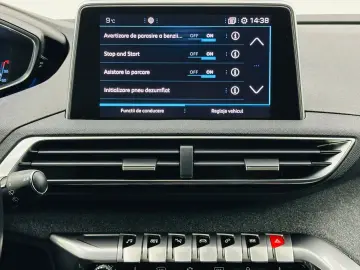 PEUGEOT 5008 2017 1.2i E6 Garantie 12 Luni Rate Avans 0 Doar