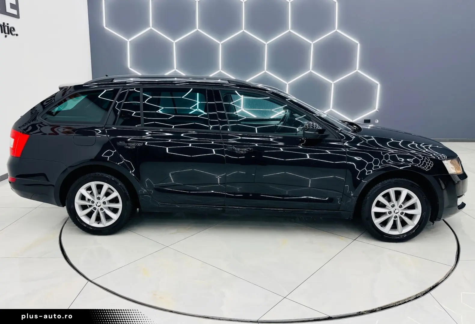 SKODA OCTAVIA 2015 1.6D E5 Garantie 12 Luni Rate Avans 0 Doa