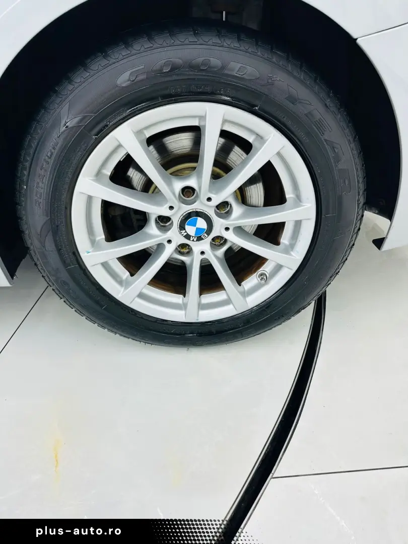 BMW Seria-3 2015 2.0D E6 Garantie 12 Luni Rate Avans 0 Doar