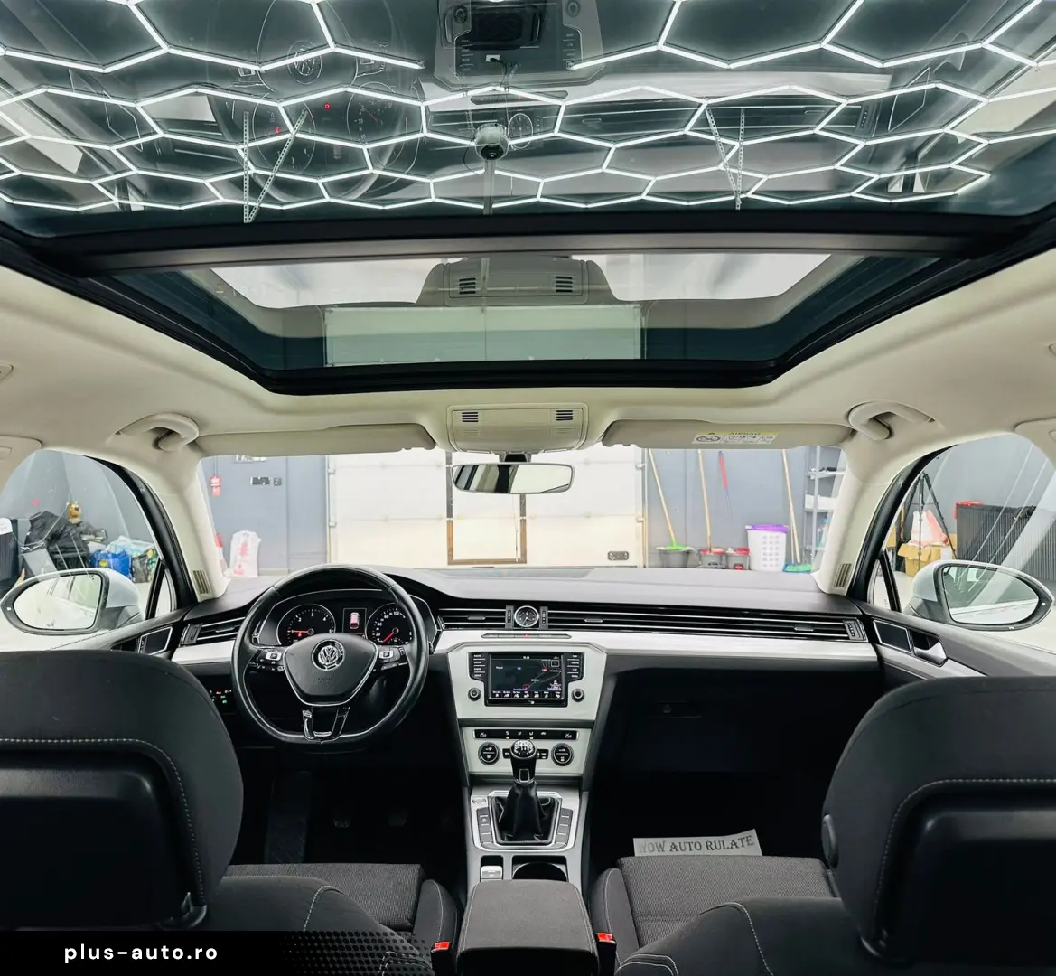 VOLKSWAGEN PASSAT 2015 2.0D E6 Garantie 12 Luni Rate Avans 0