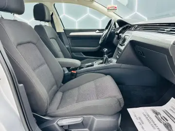 VOLKSWAGEN PASSAT 2015 2.0D E6 Garantie 12 Luni Rate Avans 0