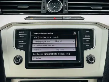 VOLKSWAGEN PASSAT 2015 2.0D E6 Garantie 12 Luni Rate Avans 0